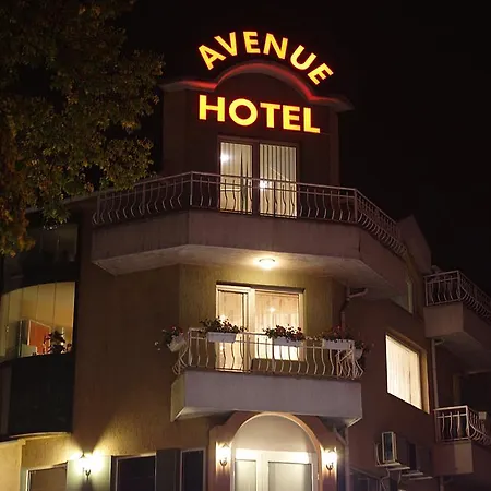 Avenue Hotel