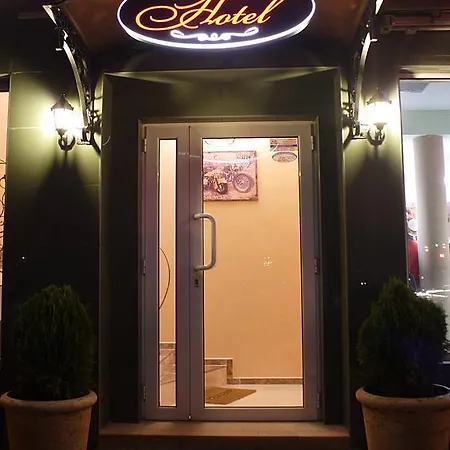 Hotel Avenue 3*